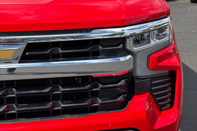 Used 2025 Chevrolet Silverado 1500 LT RWD image 52