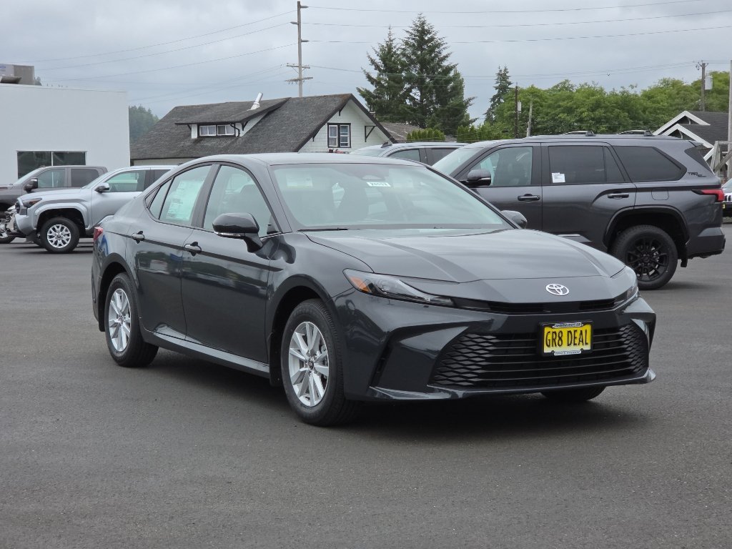 New 2026 Toyota Camry LE AWD/4WD image 2