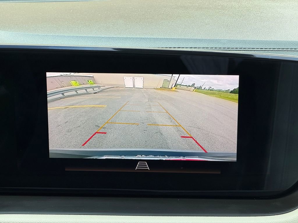 Used 2024 Buick Encore GX Preferred w/ Comfort Package FWD image 12