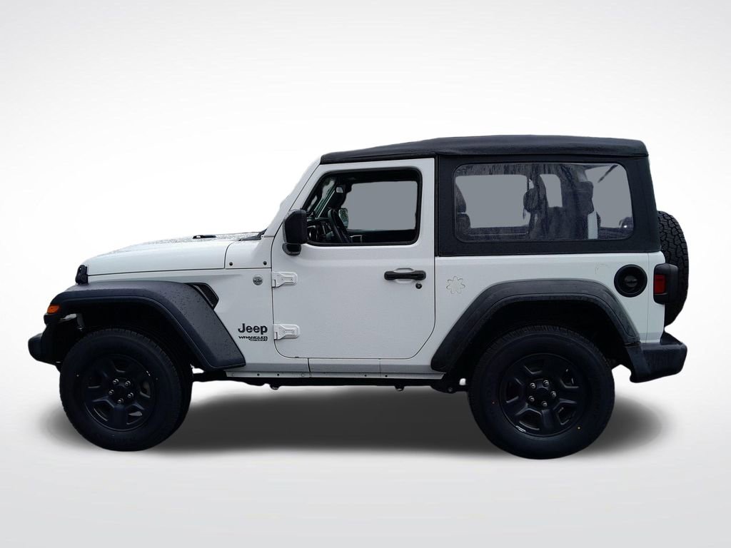 Used 2018 Jeep Wrangler Sport AWD/4WD image 4