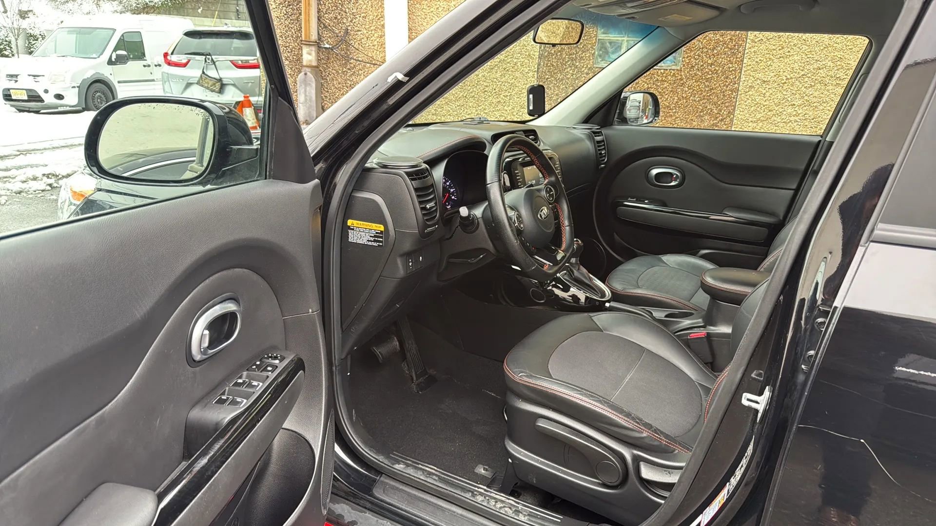 Used 2019 Kia Soul ! image 23