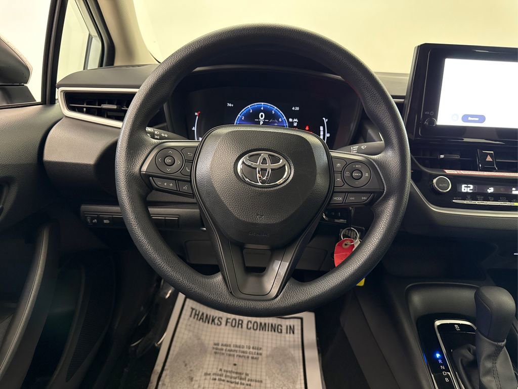 Used 2026 Toyota Corolla LE image 31
