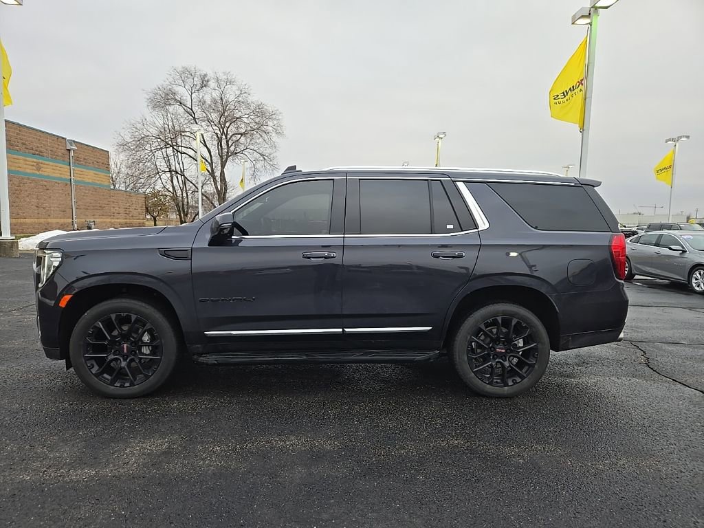 Used 2023 GMC Yukon Denali w/ LPO, Floor Liner Package image 10