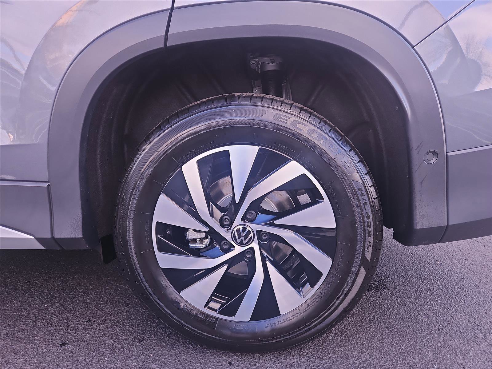 New 2026 Volkswagen Tiguan S image 9