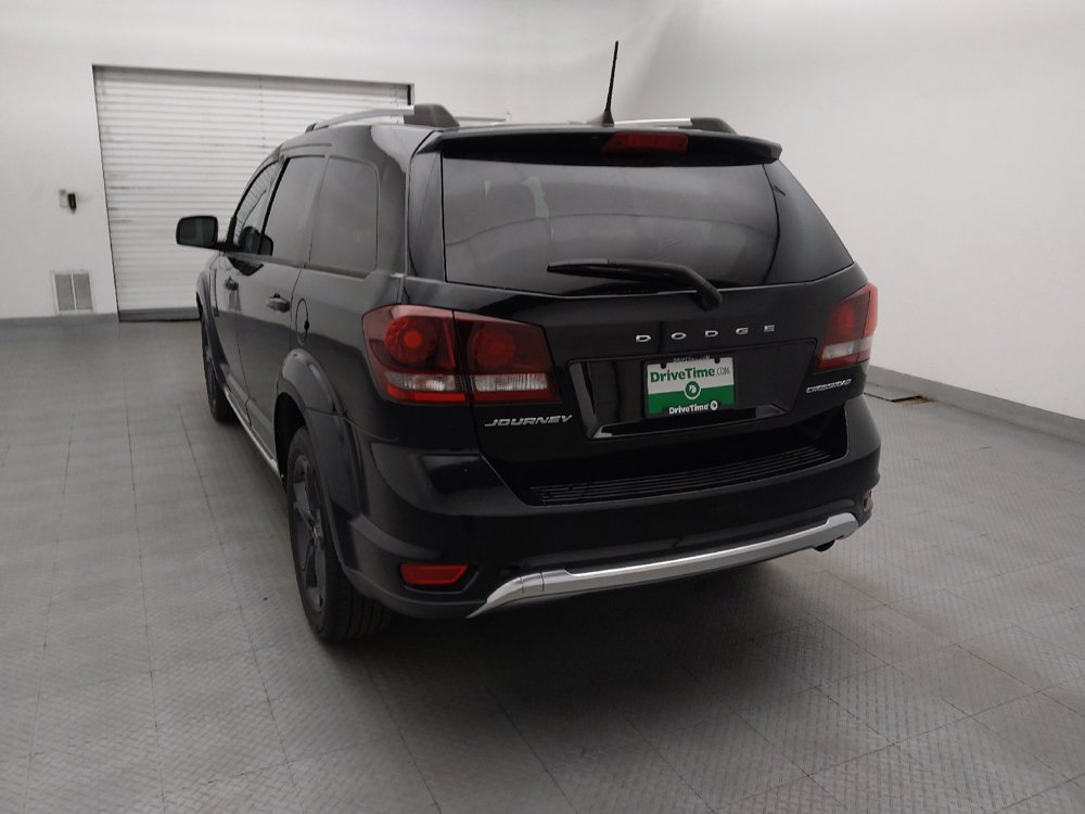 Used 2019 Dodge Journey Crossroad FWD image 6