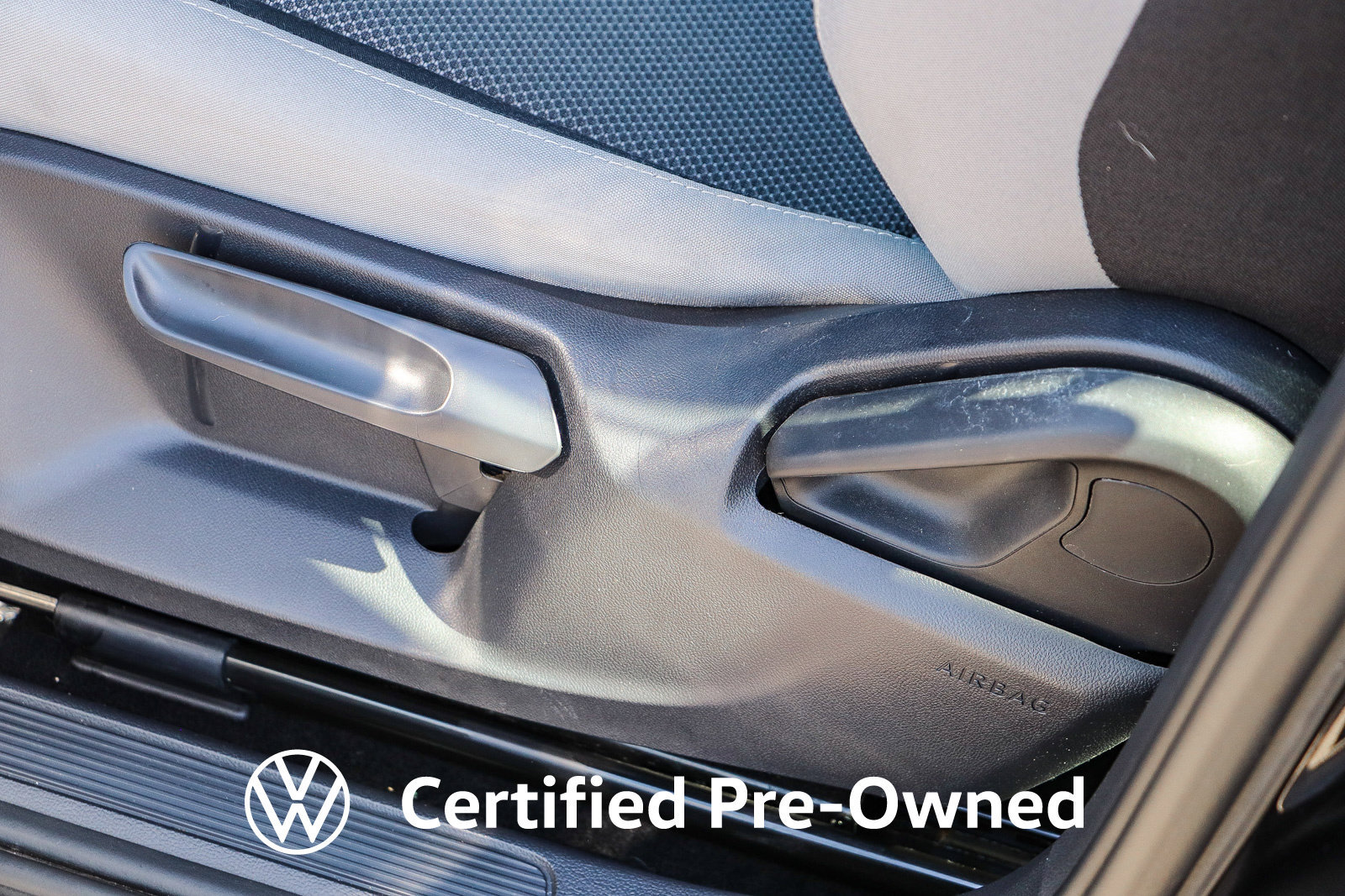 Certified 2023 Volkswagen Taos S FWD image 21