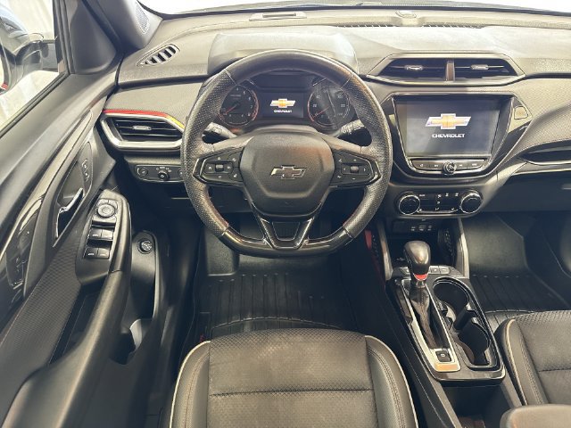 Certified 2022 Chevrolet TrailBlazer RS w/ Sun and Liftgate Package AWD/4WD image 15