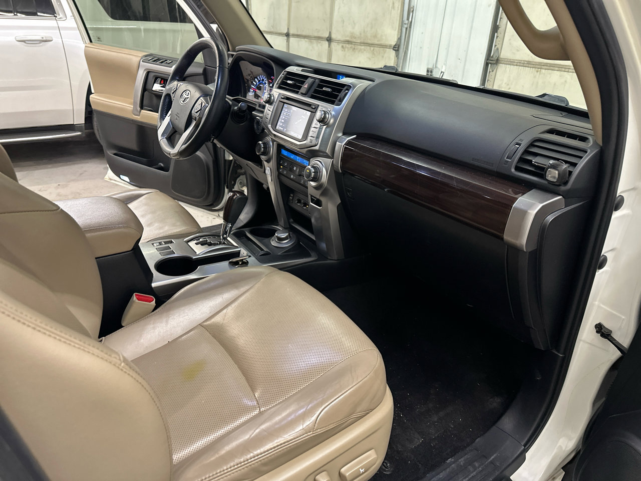 Used 2018 Toyota 4Runner Limited image 24