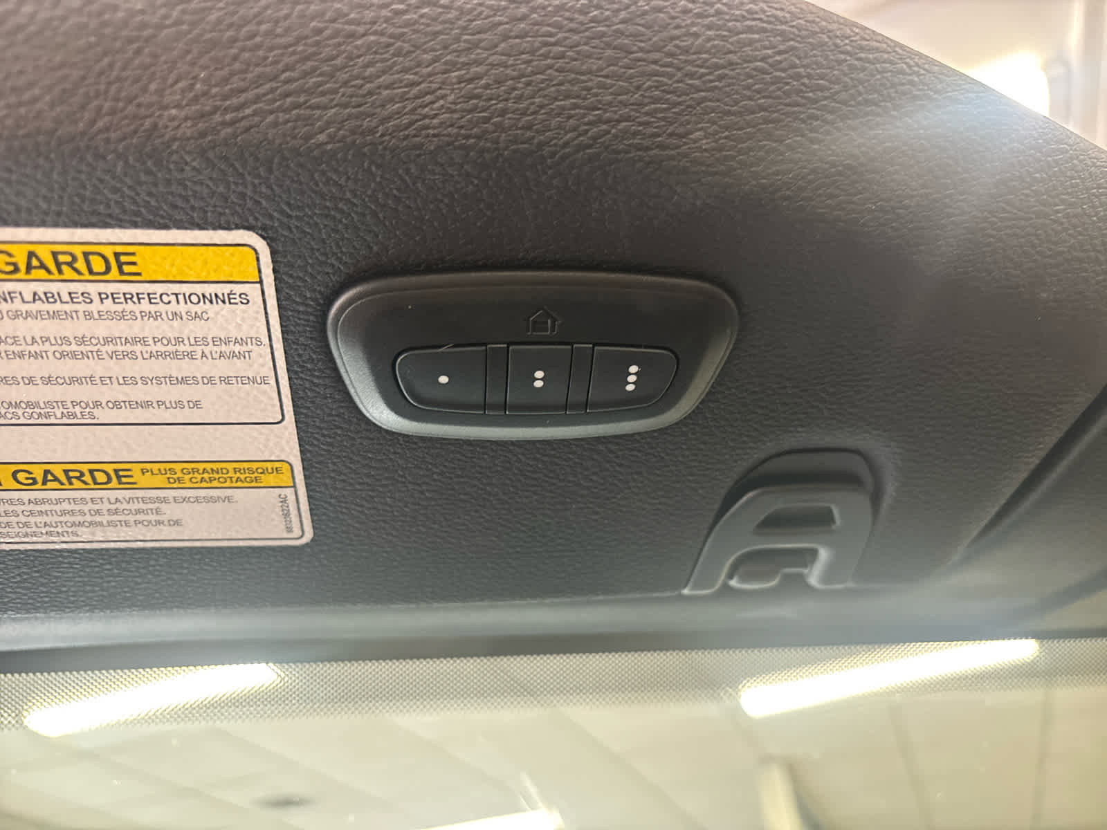 Used 2022 Jeep Gladiator Rubicon w/ Cold Weather Group image 29