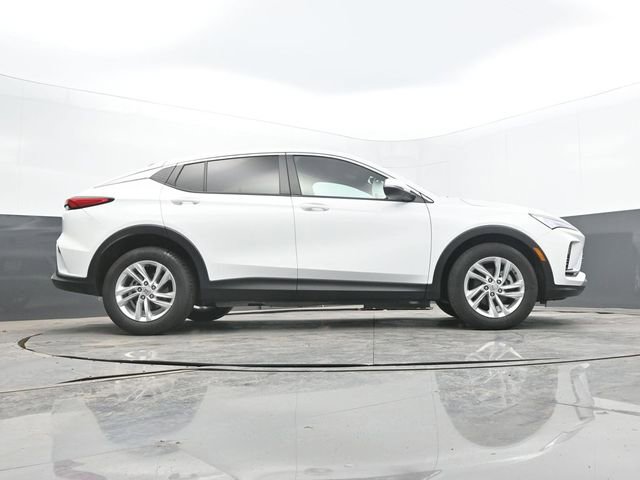 Used 2025 Buick Envista Preferred image 60