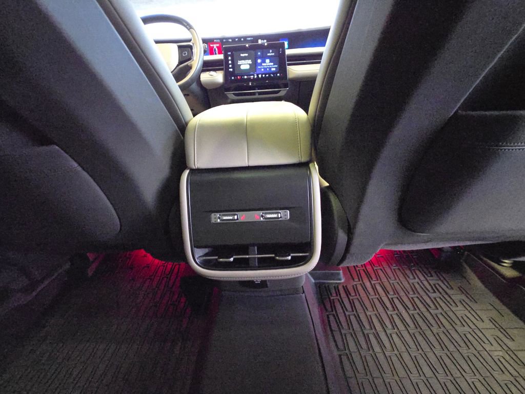 Used 2024 Lincoln Nautilus Premier w/ Equipment Group 102A image 26