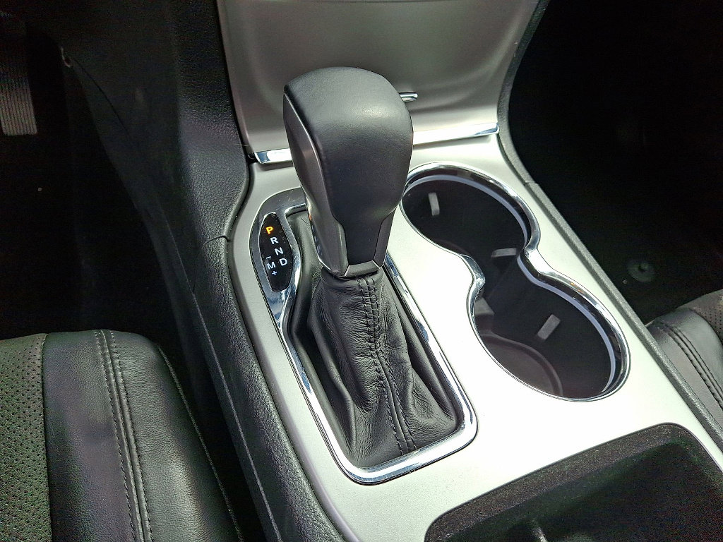Used 2019 Jeep Grand Cherokee Altitude image 12