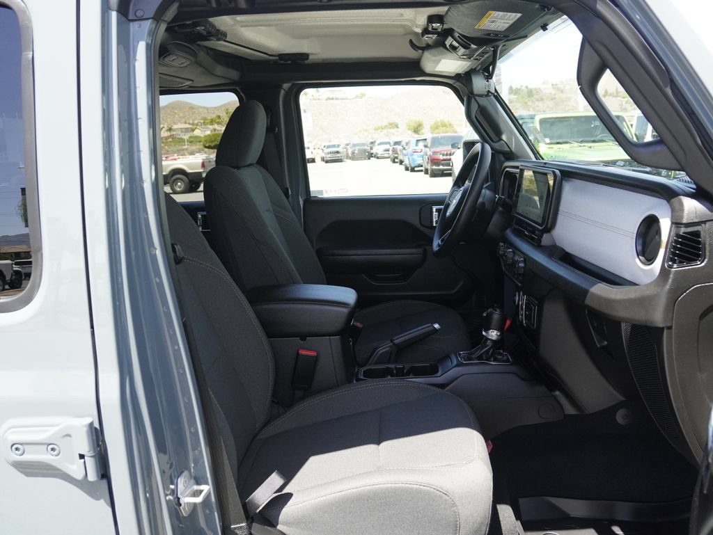 Used 2026 Jeep Wrangler Unlimited Sport AWD/4WD image 26