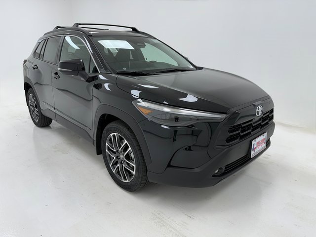 New 2026 Toyota Corolla Cross XLE w/ Convenience Package image 2