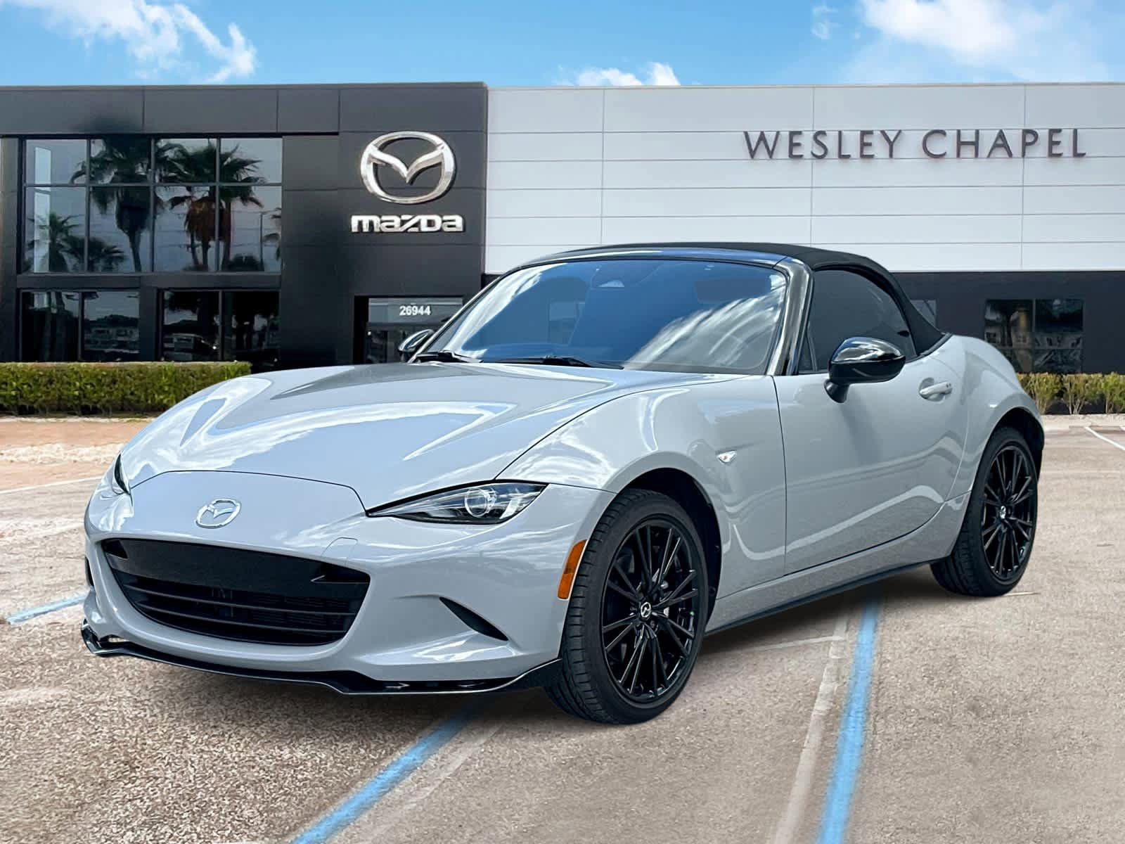 Used 2025 MAZDA MX-5 Miata Club w/ Interior Package RWD image 1