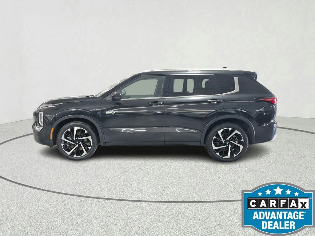 Used 2024 Mitsubishi Outlander SEL AWD/4WD image 2