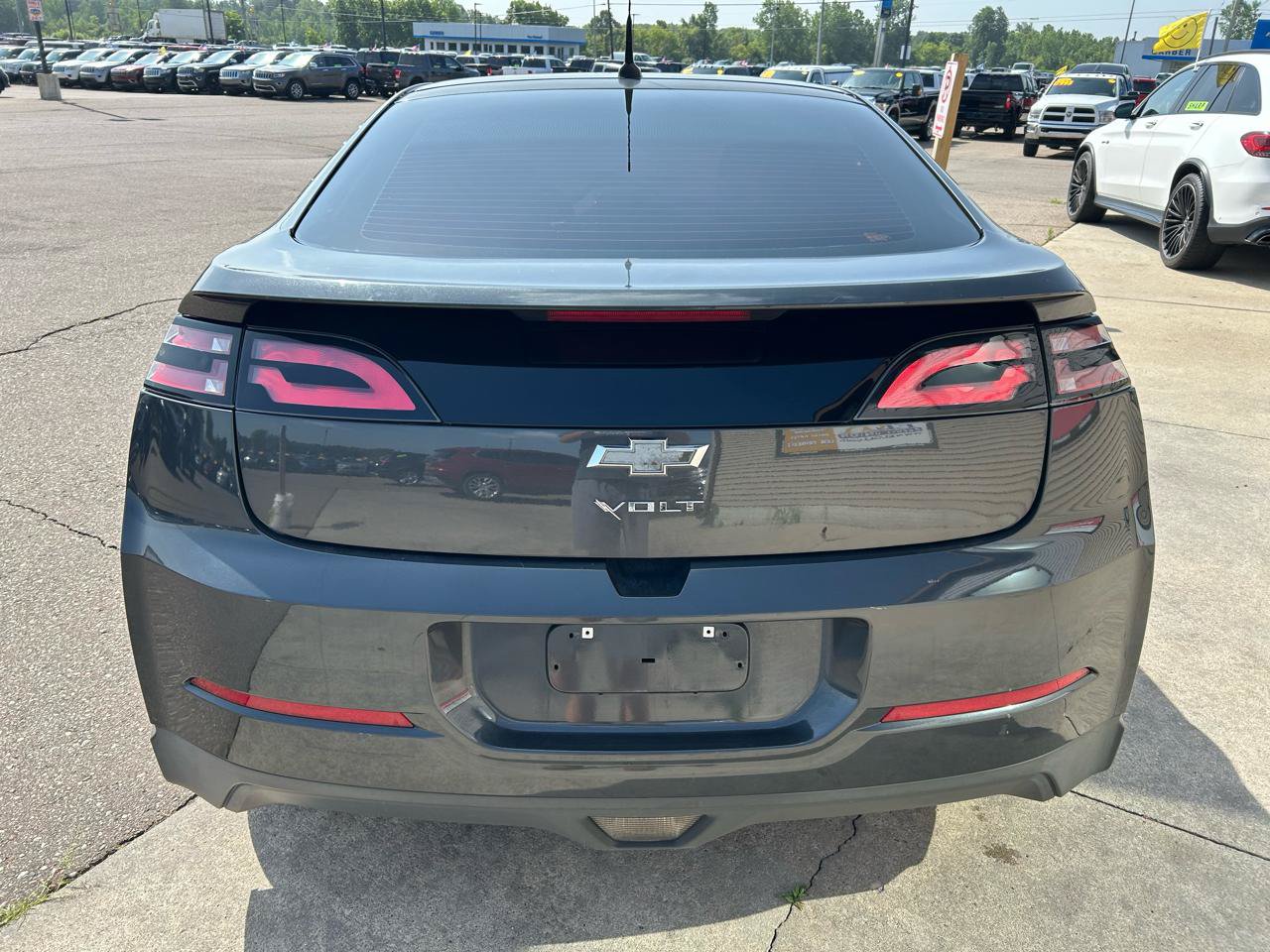 Used 2014 Chevrolet Volt FWD image 6