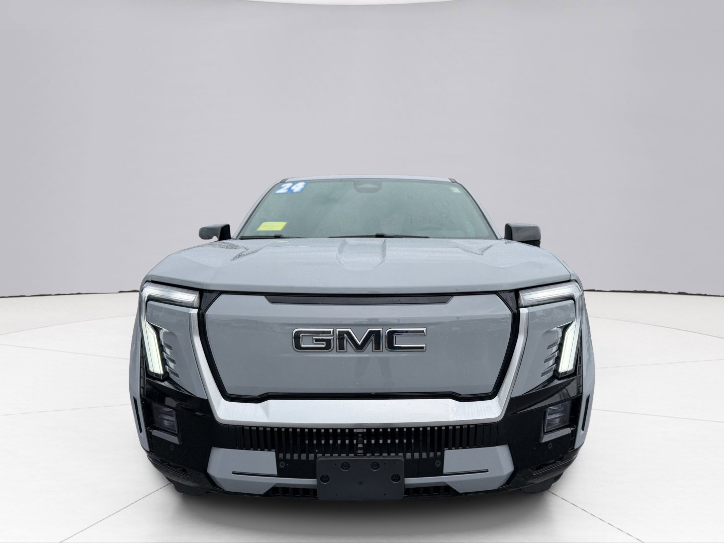 Used 2024 GMC Sierra EV Denali AWD/4WD image 17