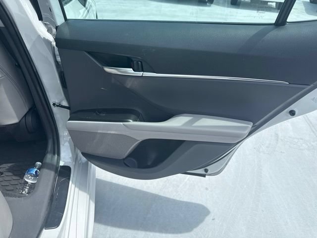 Used 2024 Toyota Camry SE FWD image 14