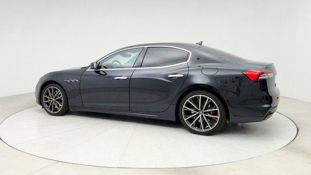 Used 2023 Maserati Ghibli Modena image 7
