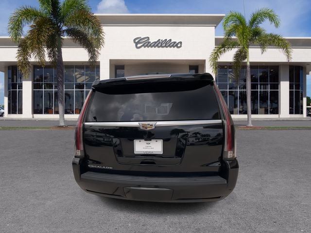 Certified 2020 Cadillac Escalade Premium Luxury RWD image 12