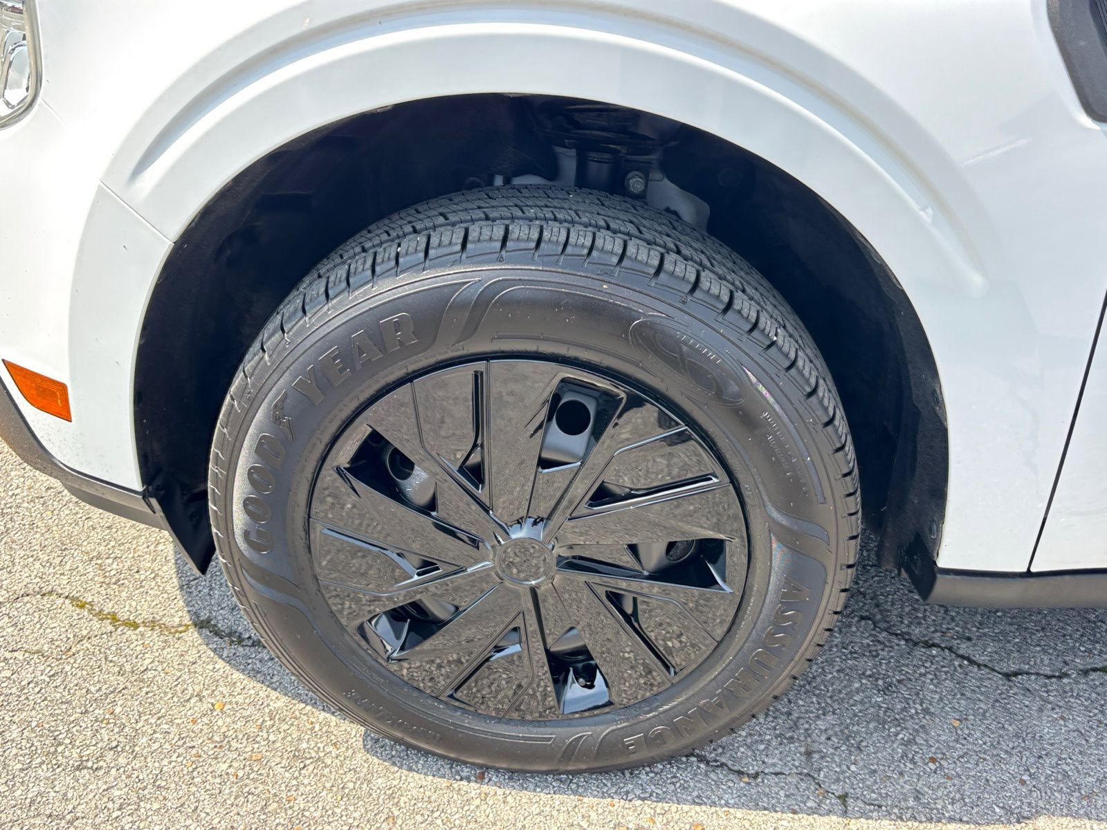 Used 2022 Ford Maverick XL image 14