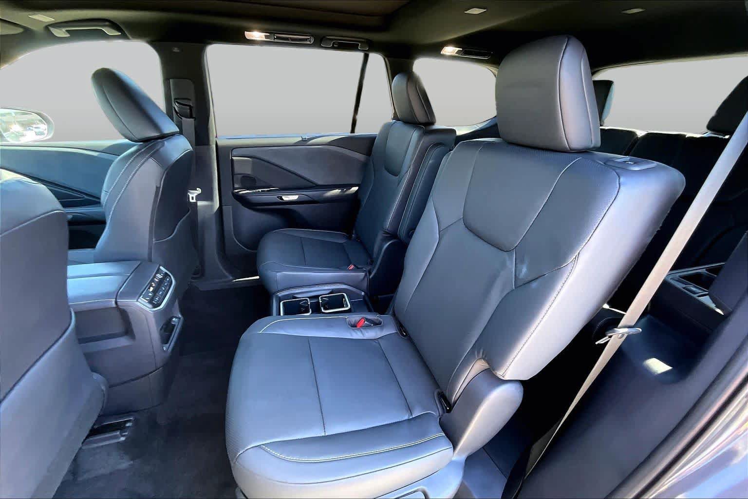 Used 2025 Lexus TX 350 FWD w/ Technology Package image 18