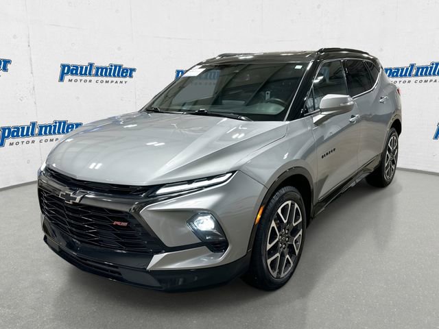 Used 2023 Chevrolet Blazer RS image 1