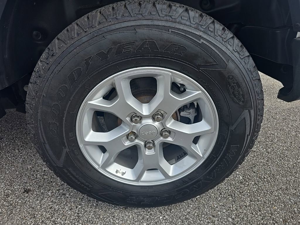 Used 2021 Jeep Wrangler Unlimited Islander AWD/4WD image 10