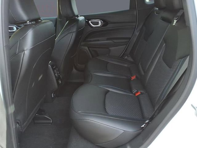 New 2026 Jeep Compass Latitude image 6