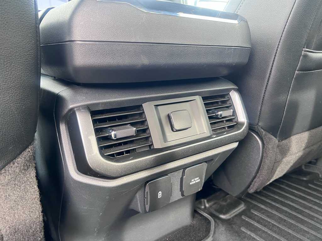 Used 2023 Ford F150 Lariat image 17