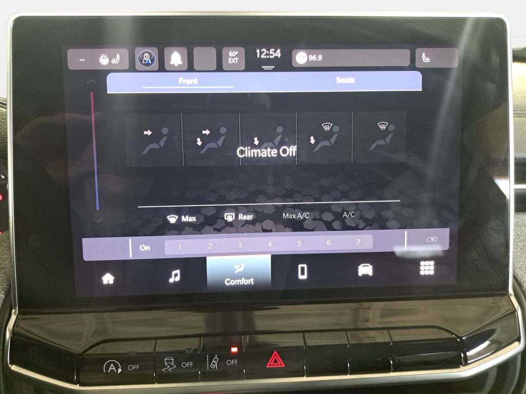 Certified 2023 Jeep Compass Latitude AWD/4WD image 22