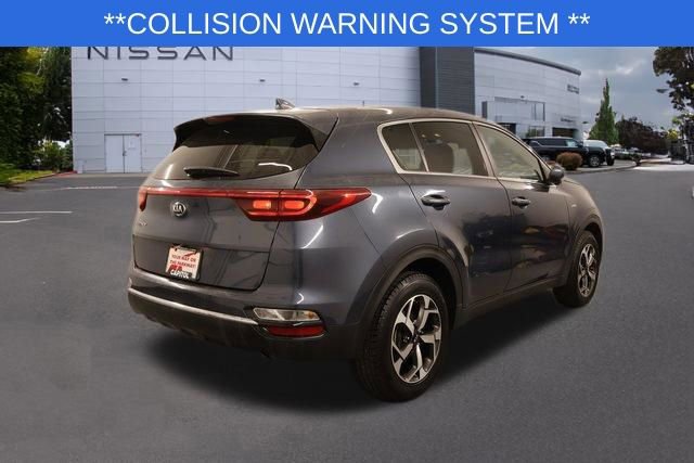 Used 2022 Kia Sportage LX image 3