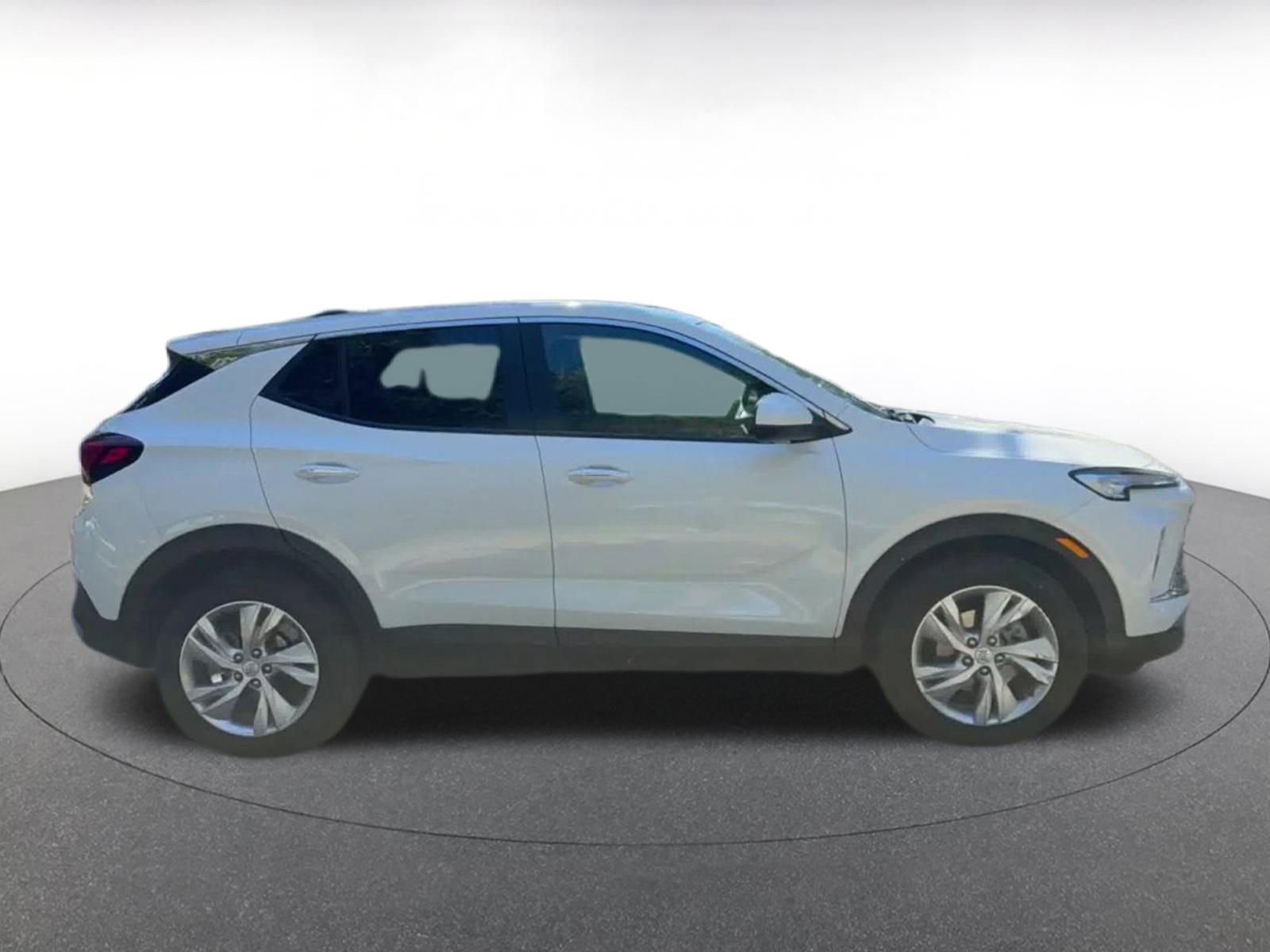 Used 2025 Buick Encore GX Preferred image 16
