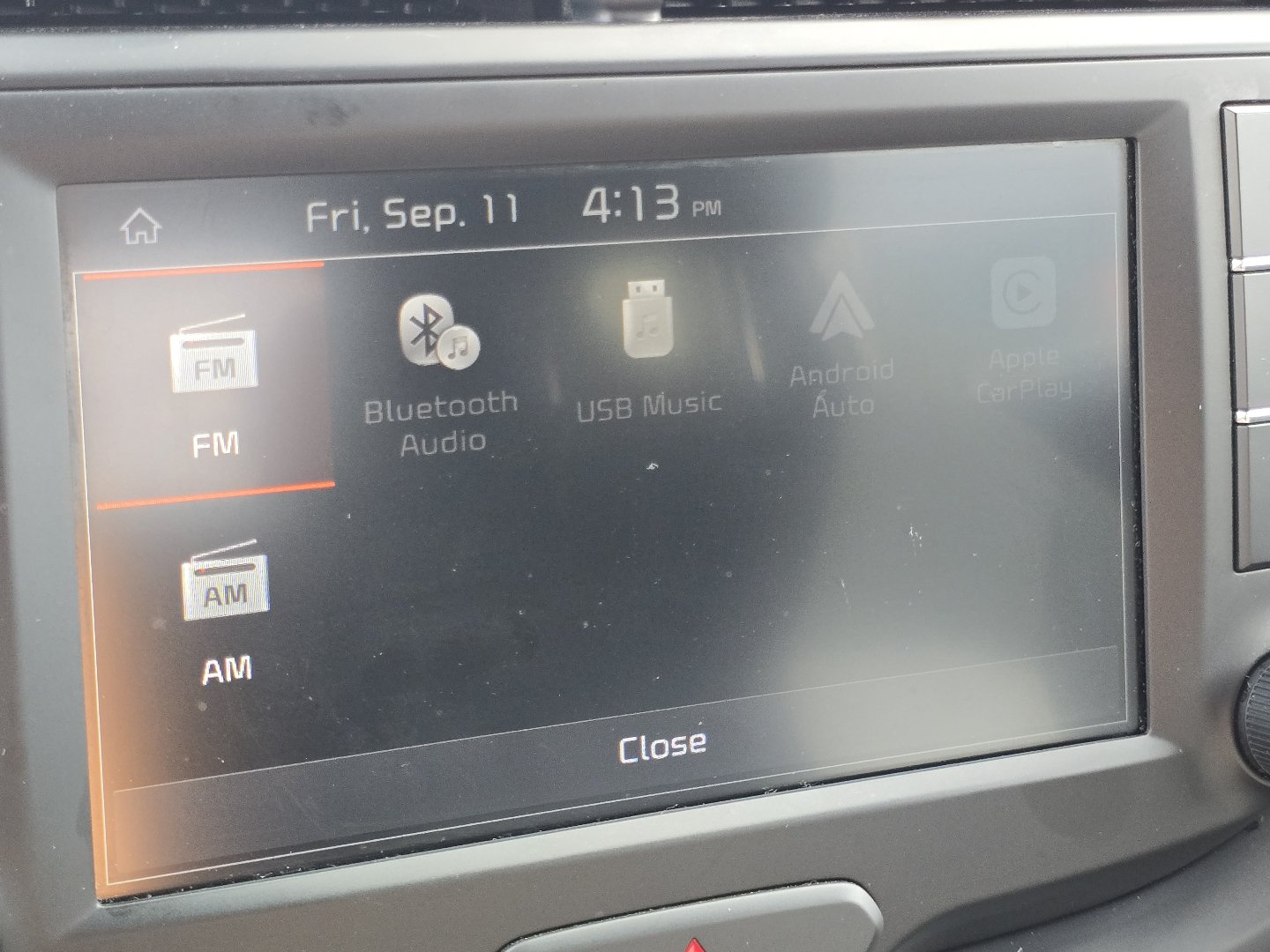 Used 2024 Kia Soul LX w/ Option Group 015 FWD image 7