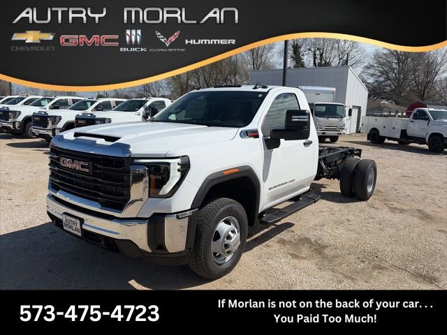 New 2026 GMC Sierra 3500 Pro w/ Convenience Package image 1