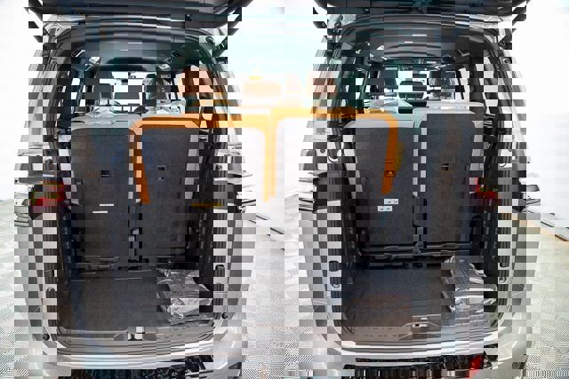 New 2025 Volkswagen ID. Buzz Pro S image 36