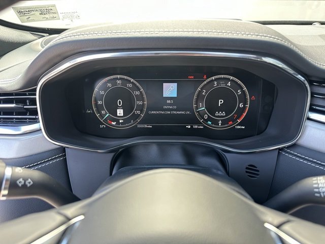 New 2026 Jaguar F-PACE R-Dynamic S image 19