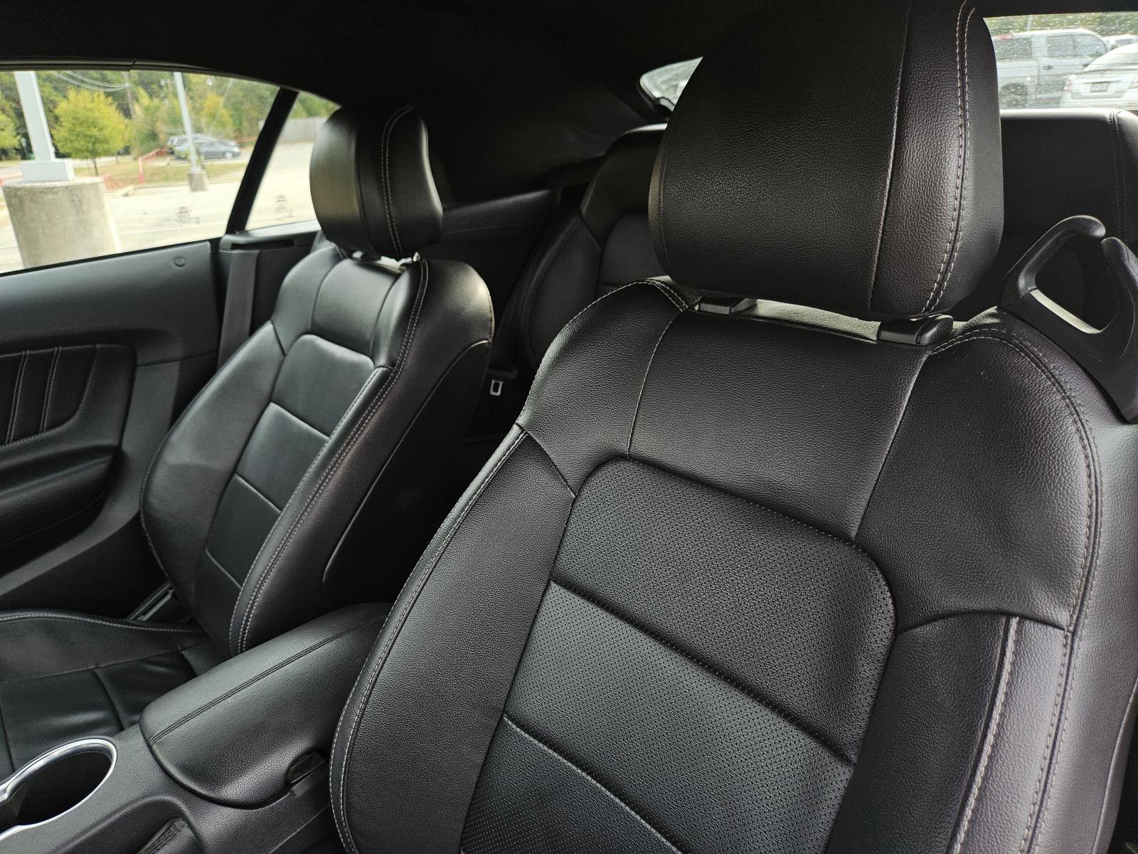 Used 2023 Ford Mustang Premium image 18