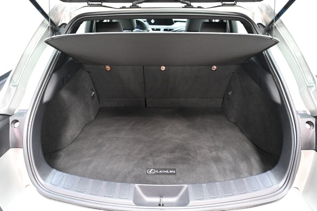 Used 2021 Lexus UX 200 w/ Accessory Package (Z2) FWD image 41