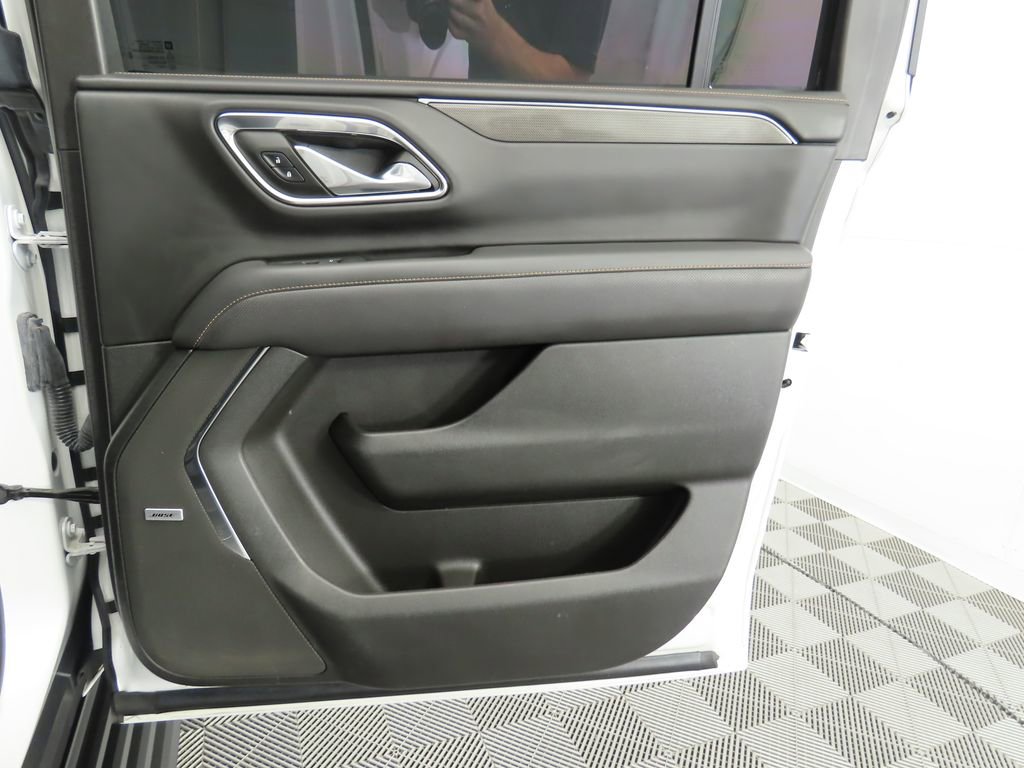 Used 2023 GMC Yukon XL AT4 w/ AT4 Premium Plus Package image 29