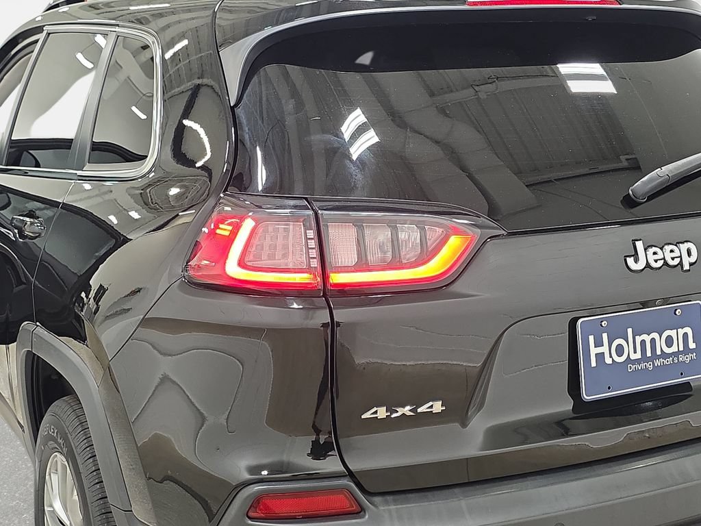 Used 2022 Jeep Cherokee Latitude Lux AWD/4WD image 33