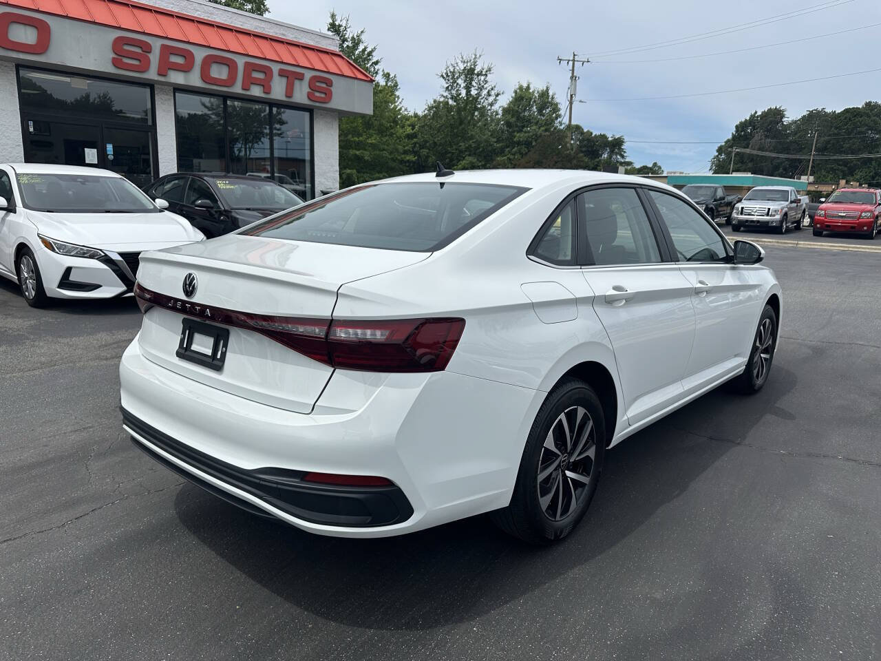 Used 2025 Volkswagen Jetta S FWD image 5