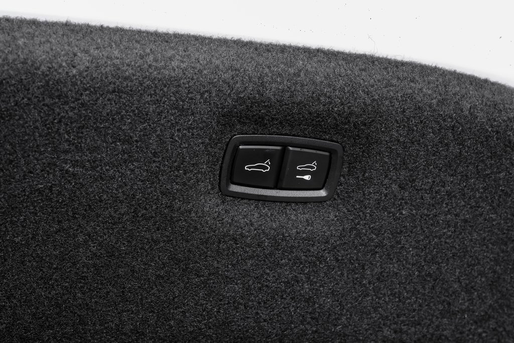 Used 2022 Porsche Taycan image 68