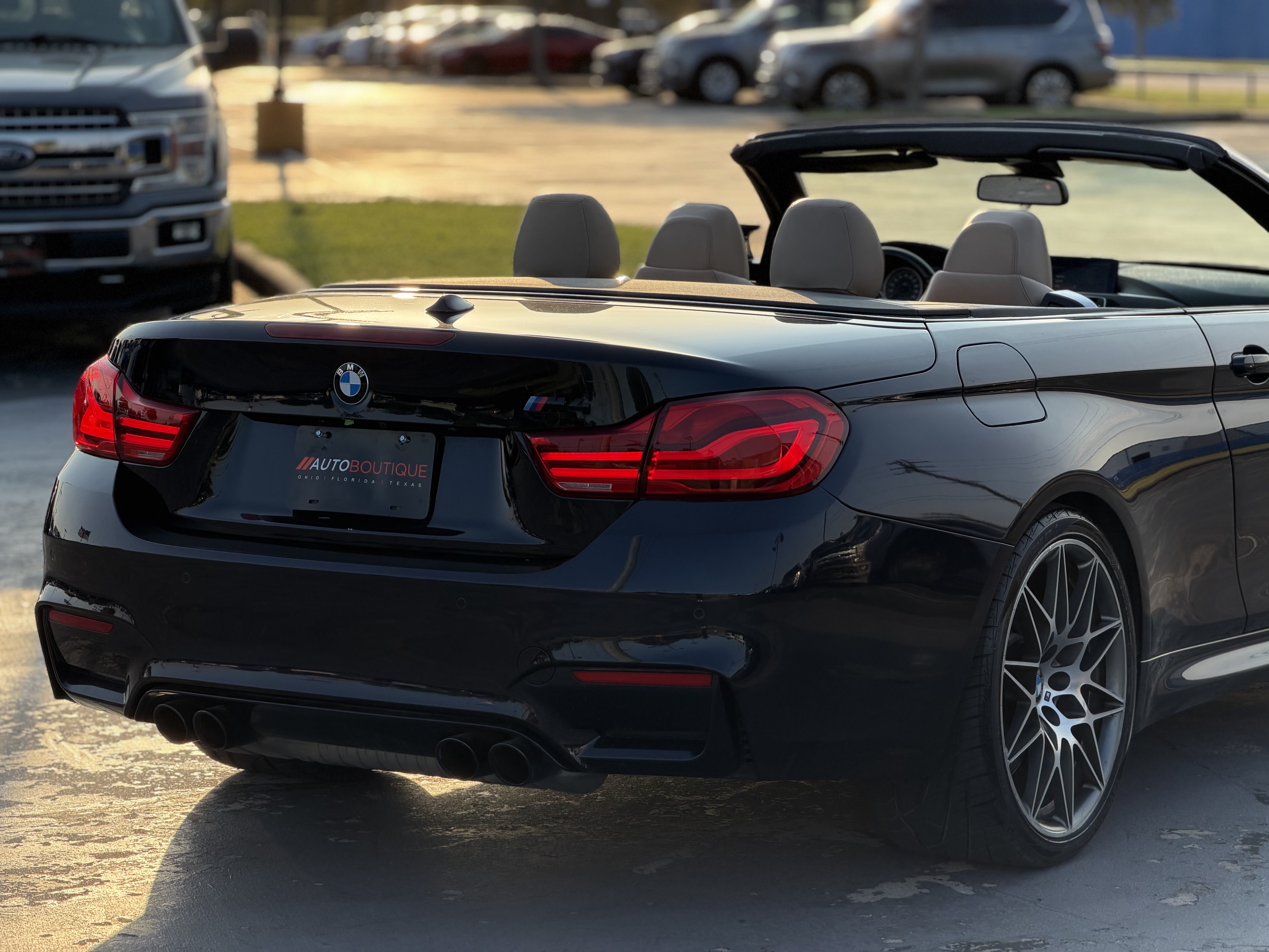 Used 2018 BMW M4 Convertible w/ Competition Package RWD image 30