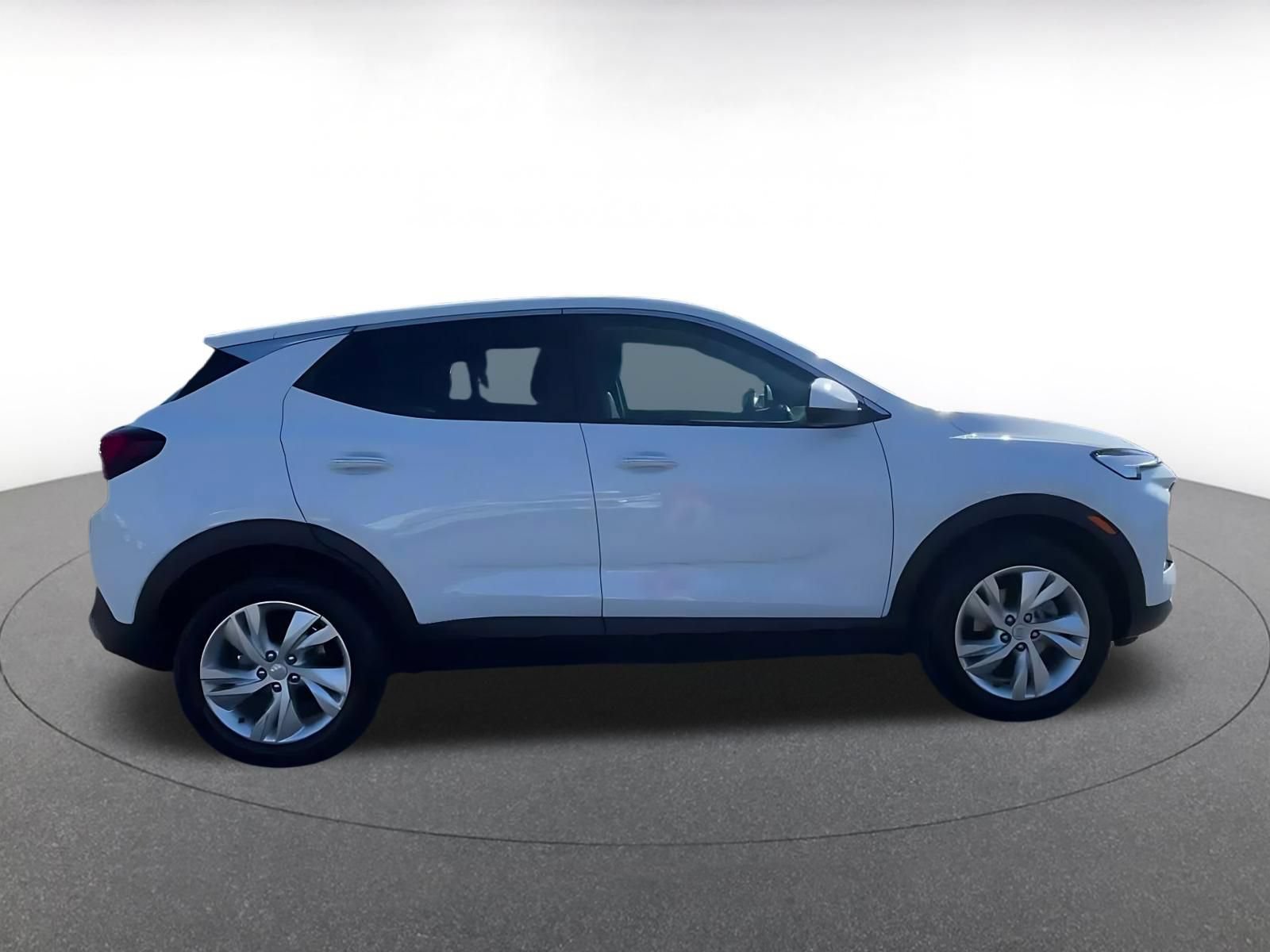 Used 2026 Buick Encore GX Preferred AWD/4WD image 15