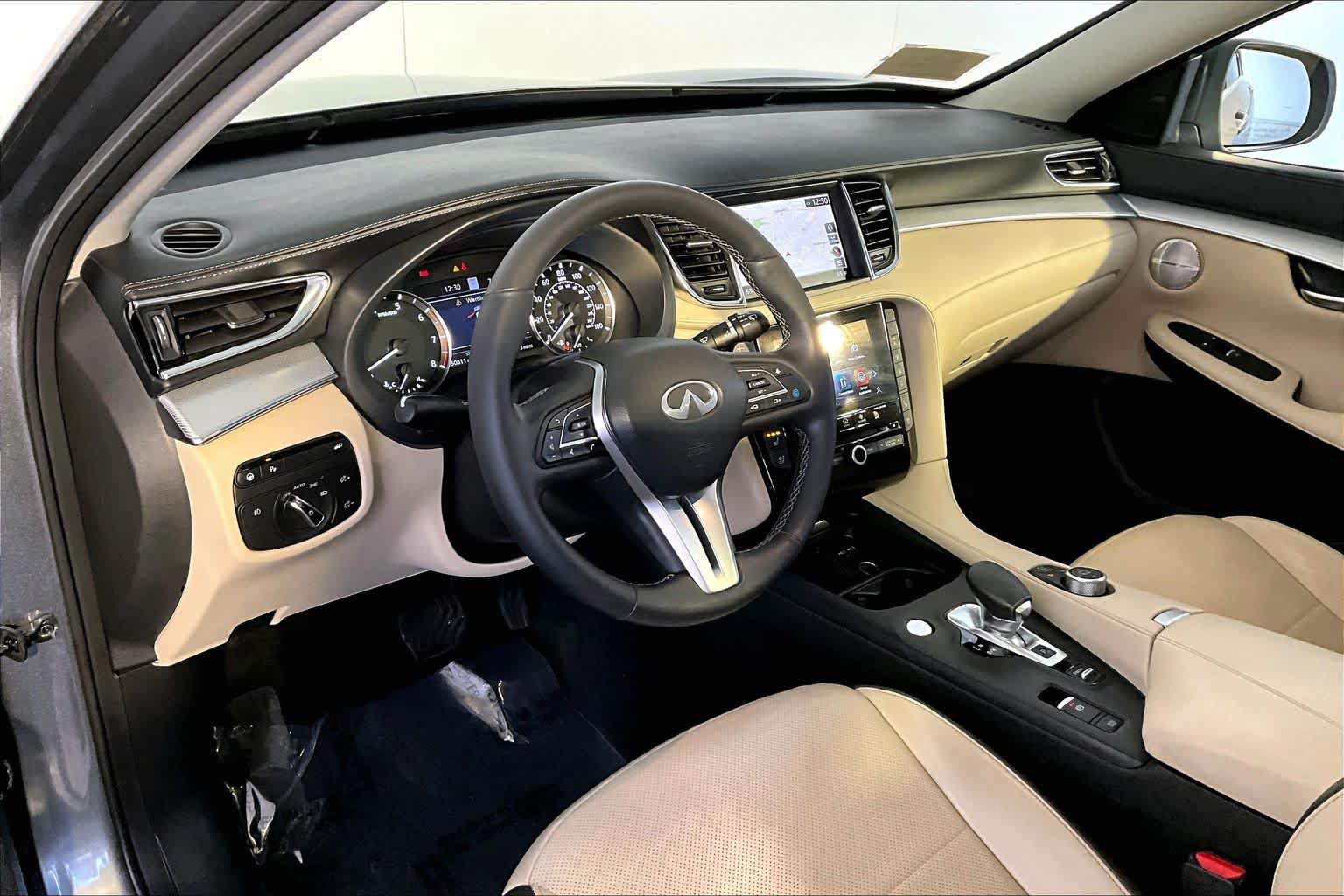Used 2022 INFINITI QX50 Essential AWD/4WD image 18
