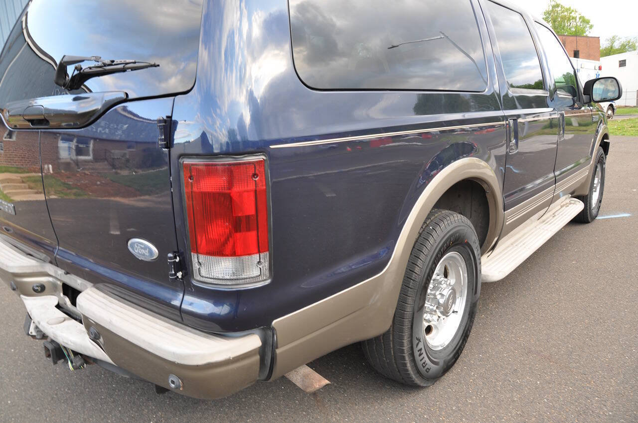 Used 2005 Ford Excursion Eddie Bauer RWD image 9