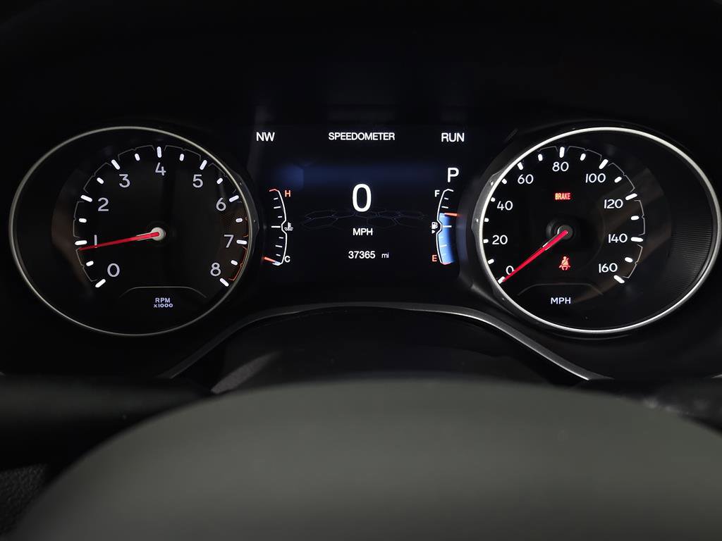 Used 2018 Jeep Compass Latitude w/ Popular Equipment Group image 17