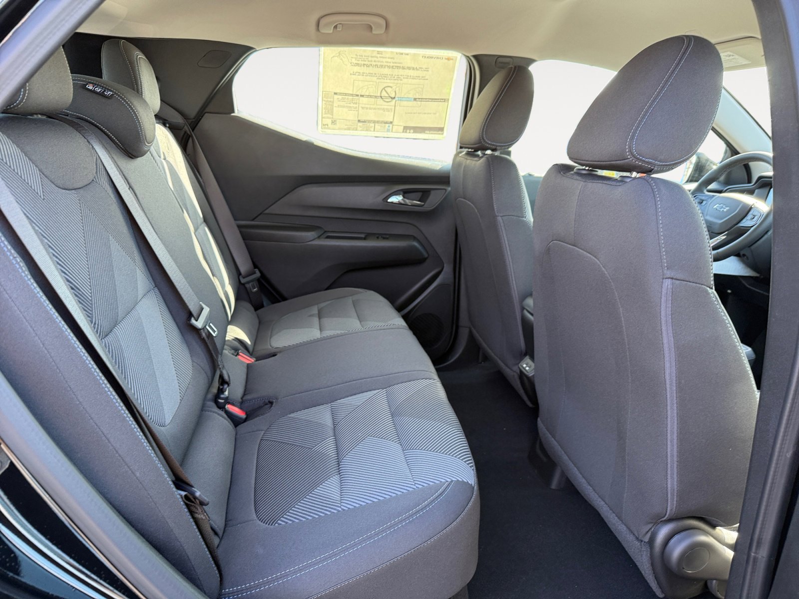 New 2027 Chevrolet Bolt LT w/ Comfort Package image 18
